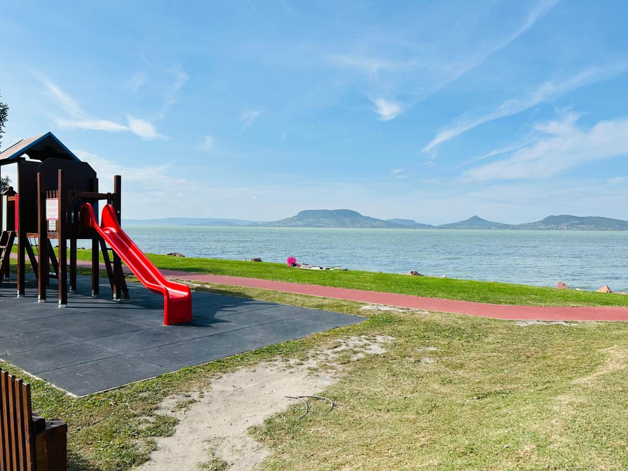 Apartman Balaton View 30 M From